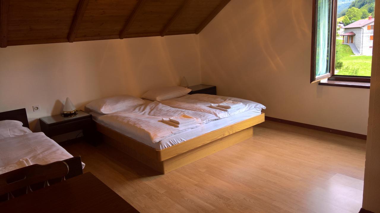 Gostilna Lokve Exterior foto
